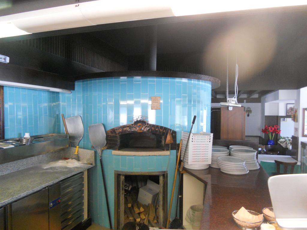 Hotel O'Scugnizzo 2 Belluno Ngoại thất bức ảnh