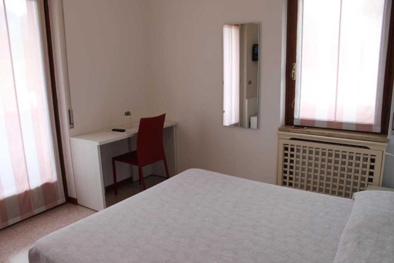Hotel O'Scugnizzo 2 Belluno Ngoại thất bức ảnh