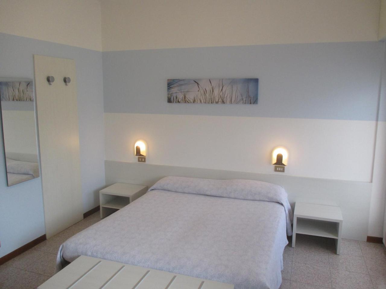 Hotel O'Scugnizzo 2 Belluno Ngoại thất bức ảnh