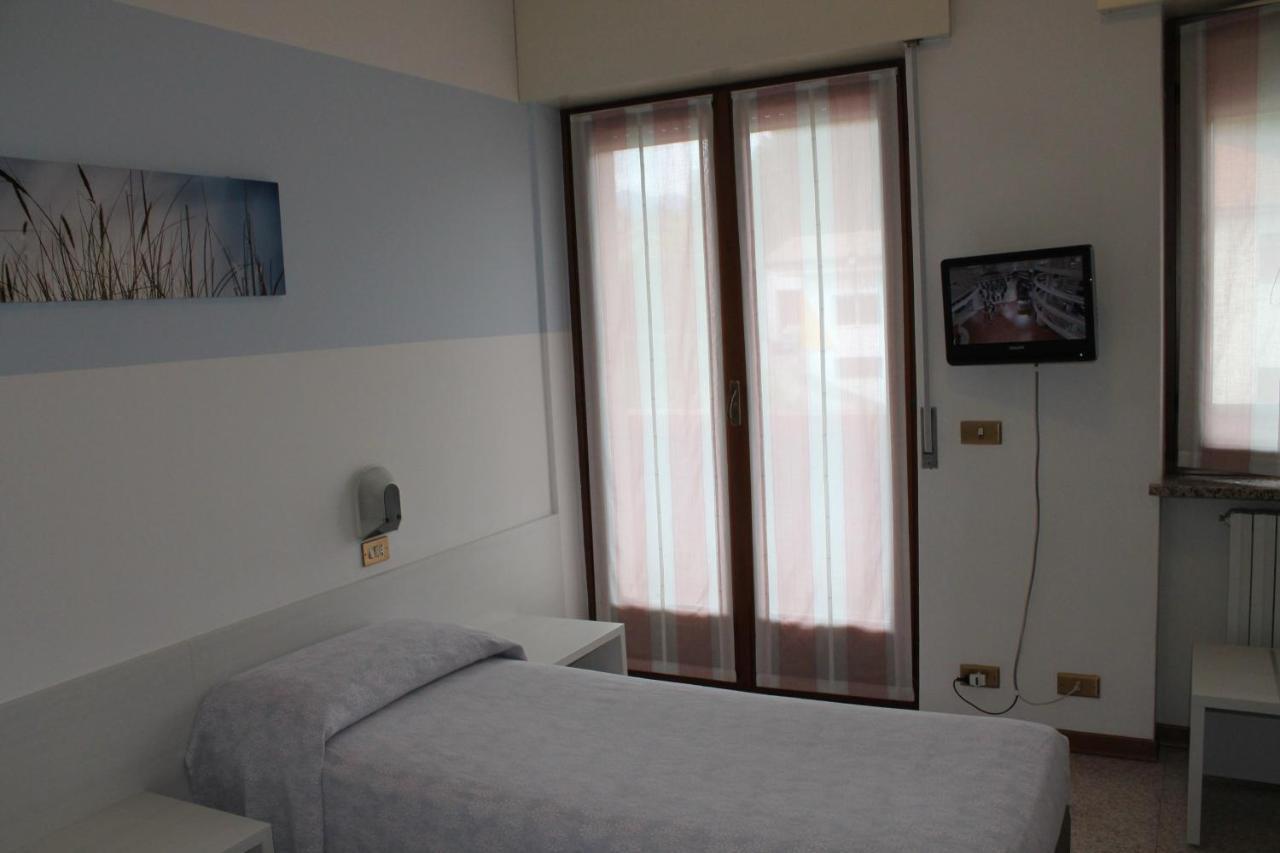 Hotel O'Scugnizzo 2 Belluno Ngoại thất bức ảnh
