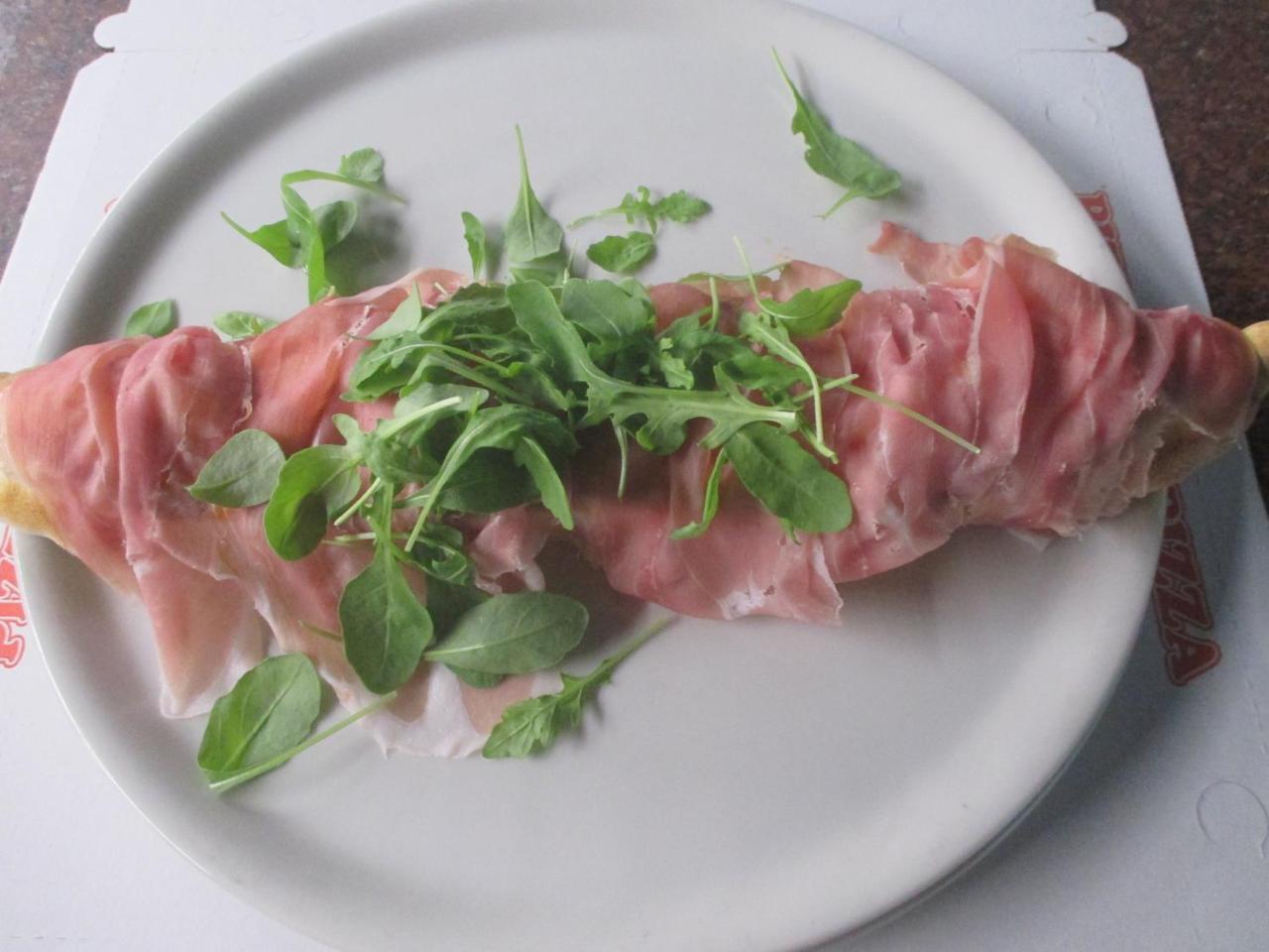 Hotel O'Scugnizzo 2 Belluno Ngoại thất bức ảnh