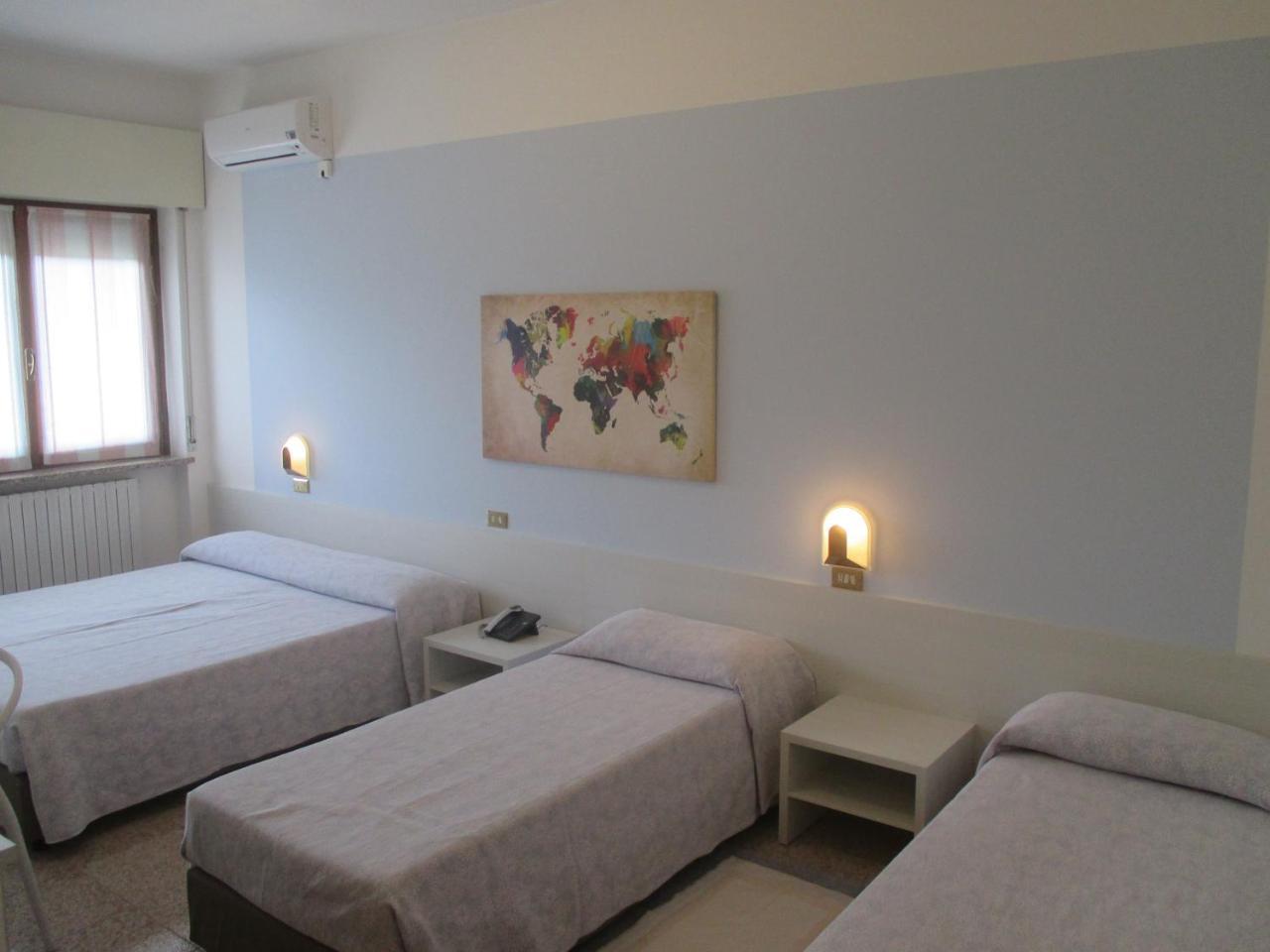 Hotel O'Scugnizzo 2 Belluno Ngoại thất bức ảnh