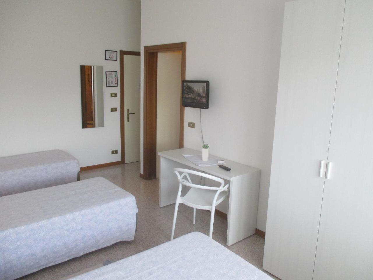 Hotel O'Scugnizzo 2 Belluno Ngoại thất bức ảnh